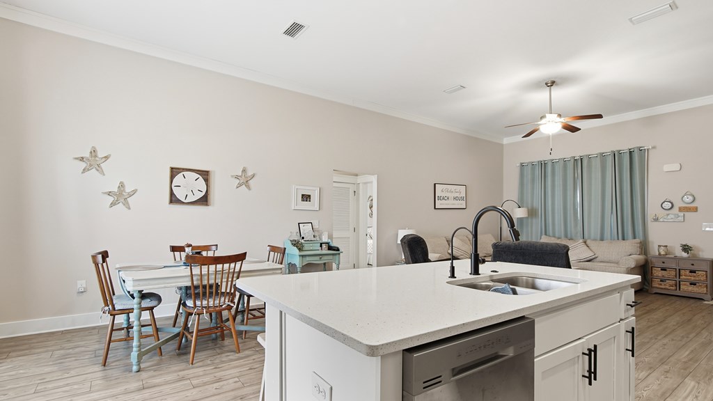 102 St Charles St, 32456