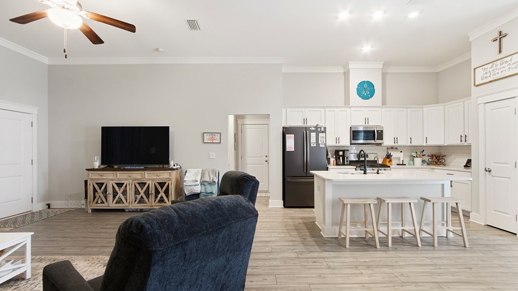 102 St Charles St, 32456