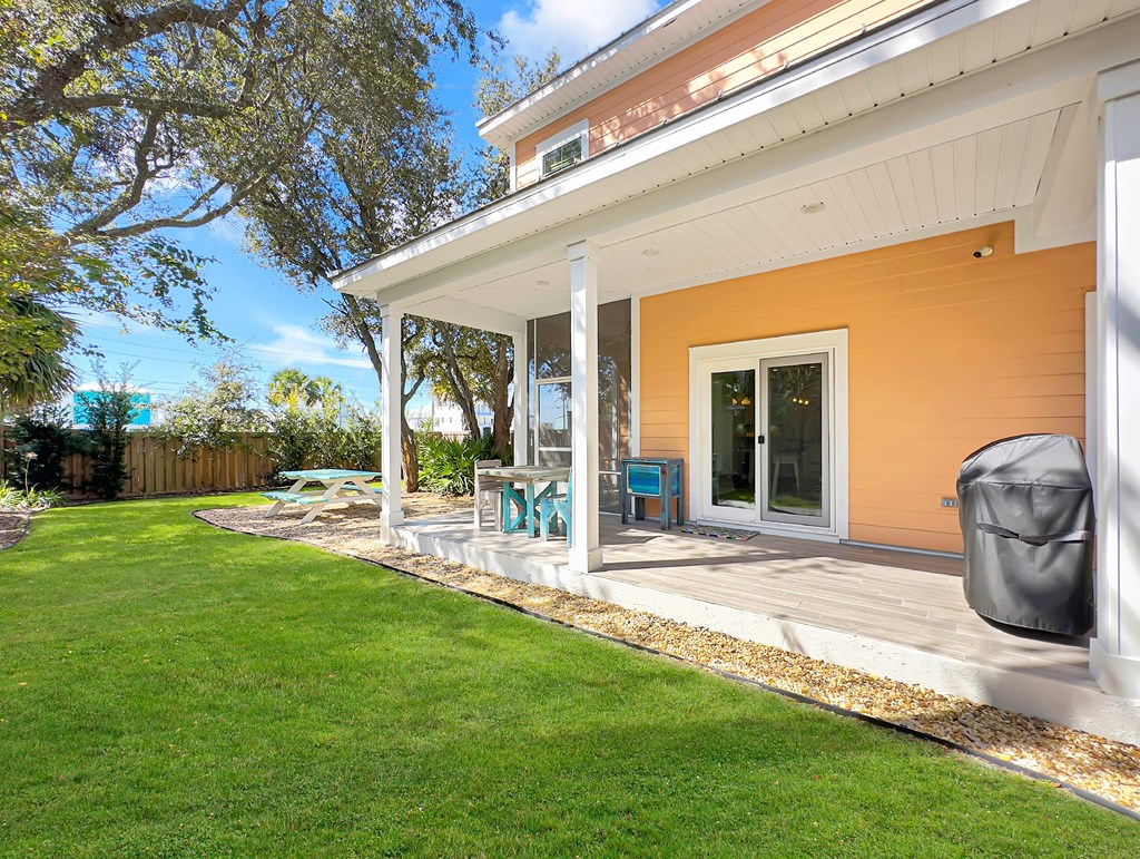 104 N 35th St, 32456