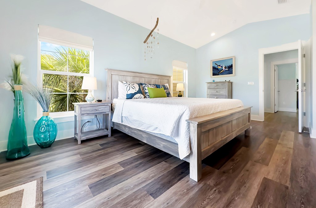 104 N 35th St, 32456