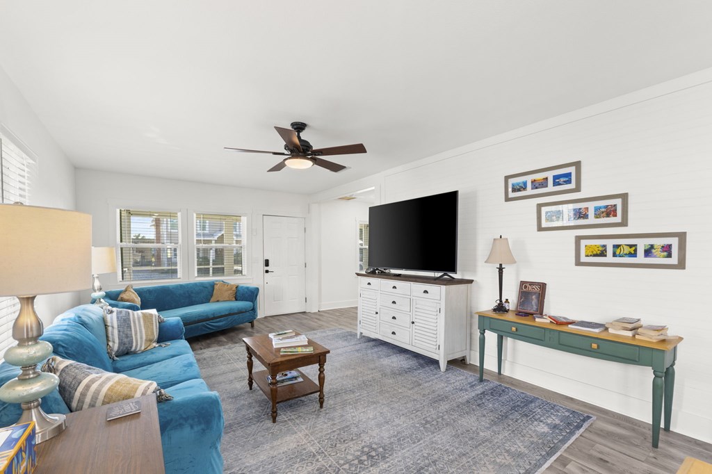 509 8th St, Port St. Joe 32456