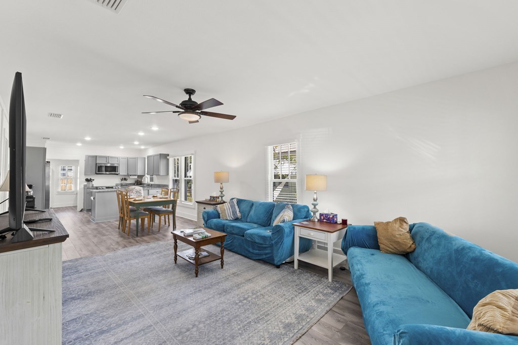 509 8th St, Port St. Joe 32456