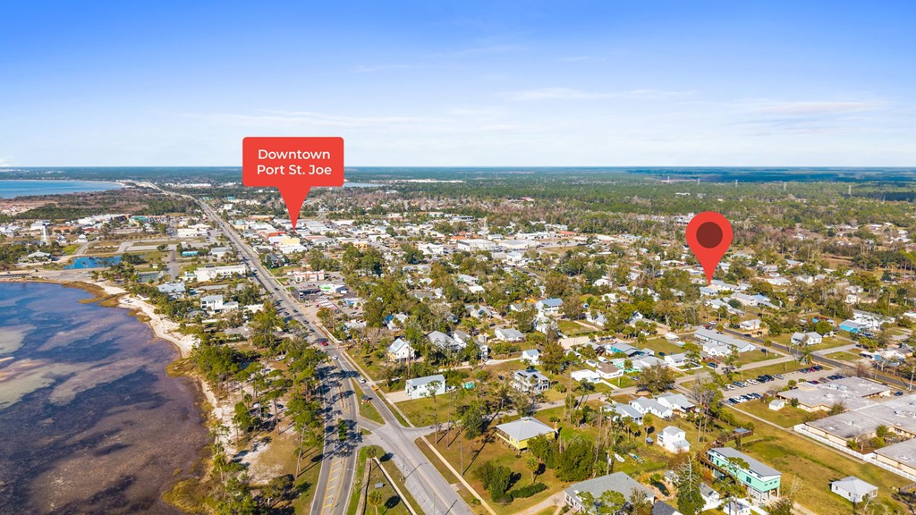 509 8th St, Port St. Joe 32456