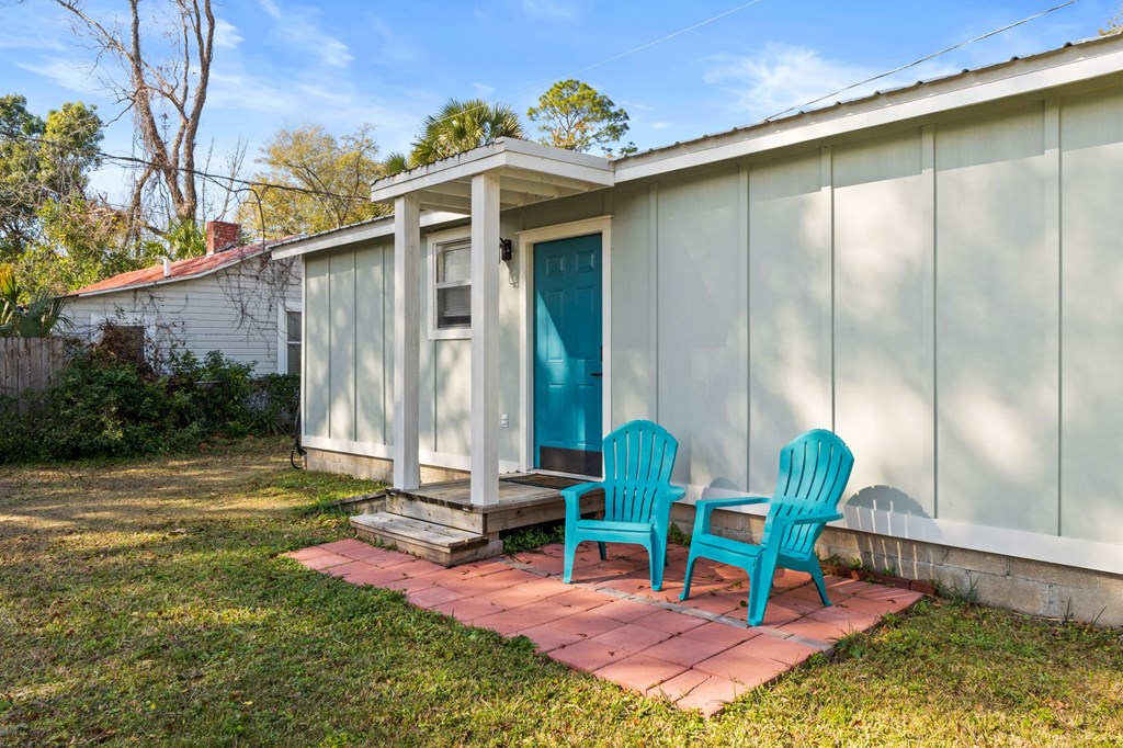 509 8th St, Port St. Joe 32456