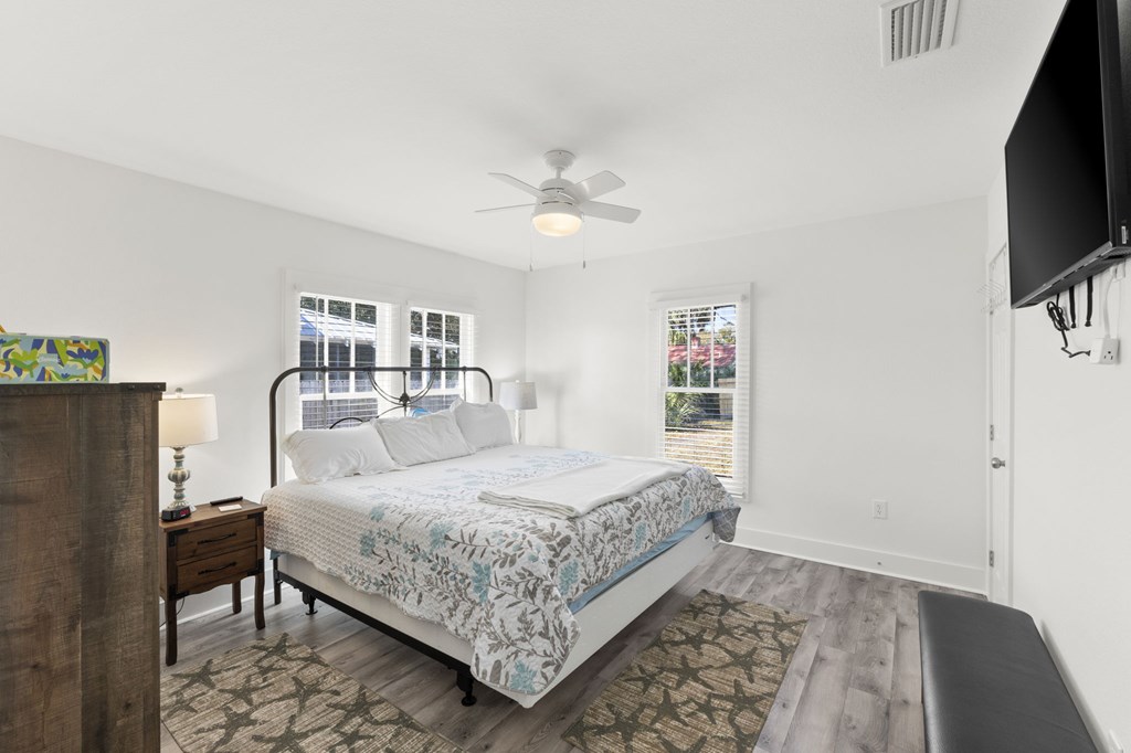 509 8th St, Port St. Joe 32456