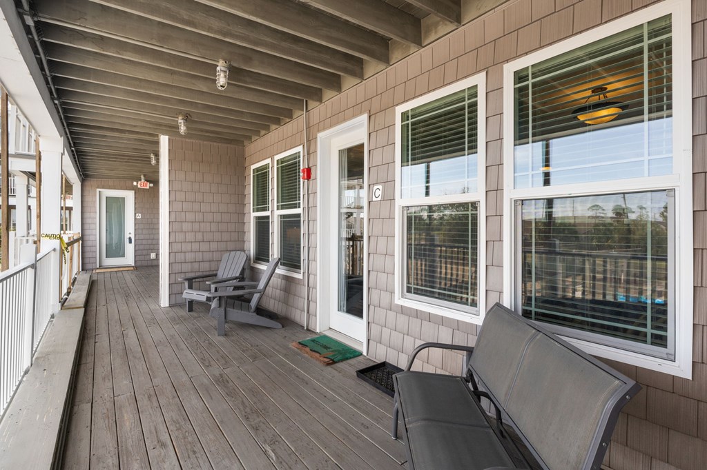 1120 15th St # 2c, 32456 Unit: 2c