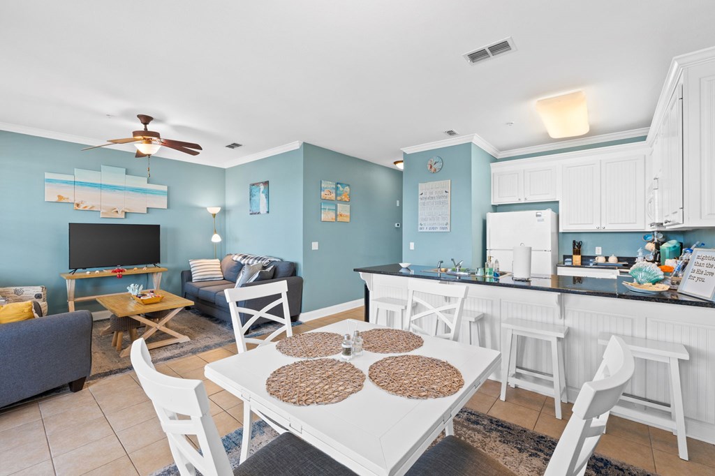 1120 15th St # 2c, 32456 Unit: 2c