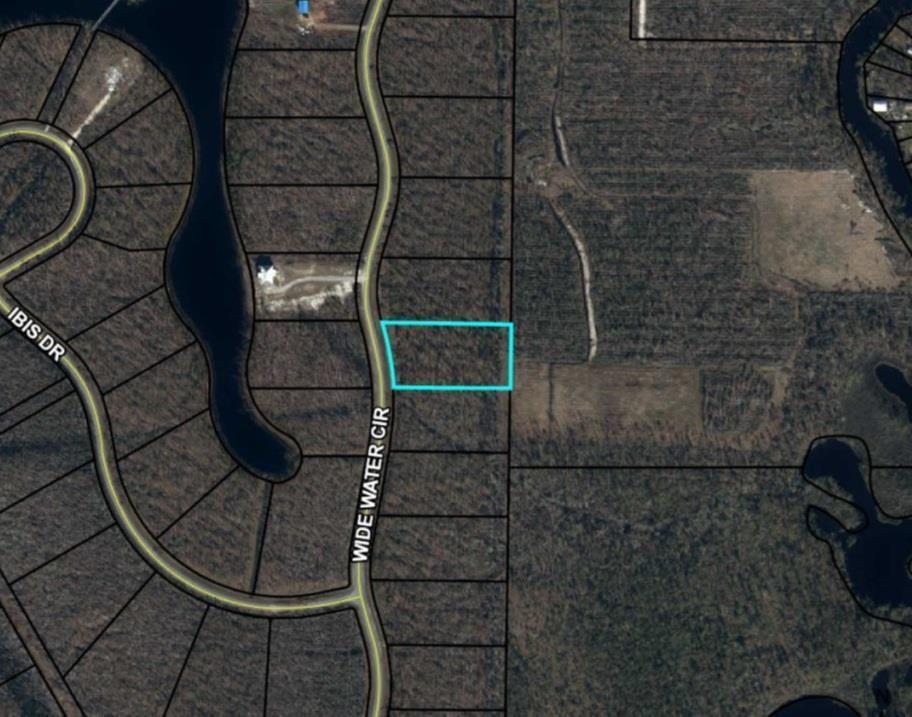 813 Wide Water Cir, 32465