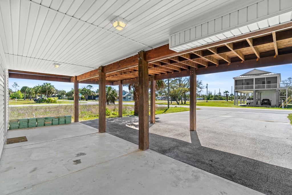 141 Pineda St, Port St. Joe 32456