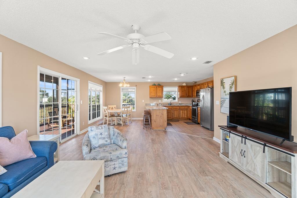 141 Pineda St, Port St. Joe 32456