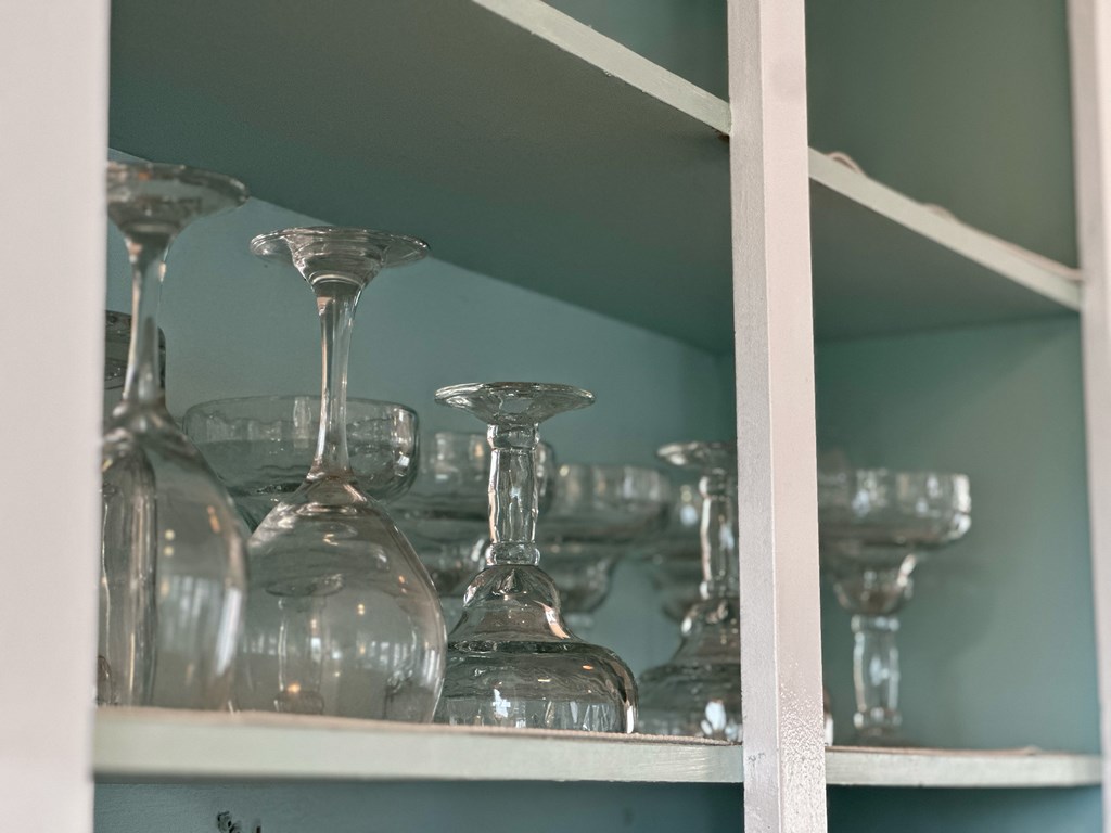 7590 Shoreline Dr, 32456