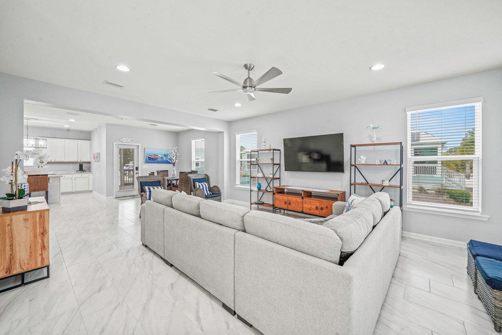 102 Washboard Ct, Port St. Joe 32456