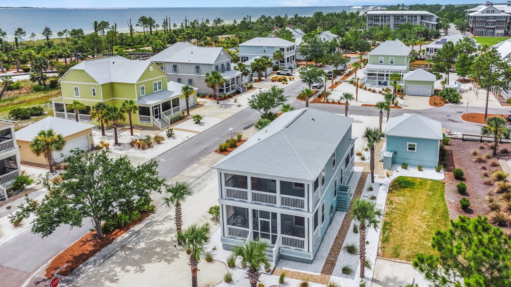 102 Washboard Ct, Port St. Joe 32456