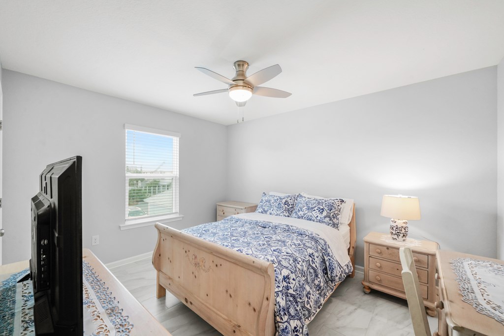 102 Washboard Ct, Port St. Joe 32456