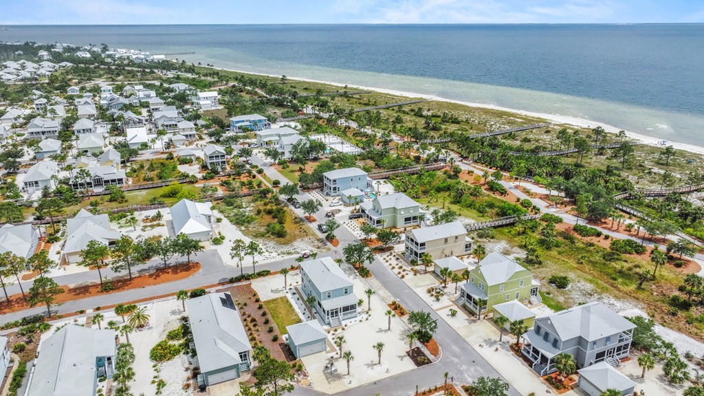 102 Washboard Ct, Port St. Joe 32456