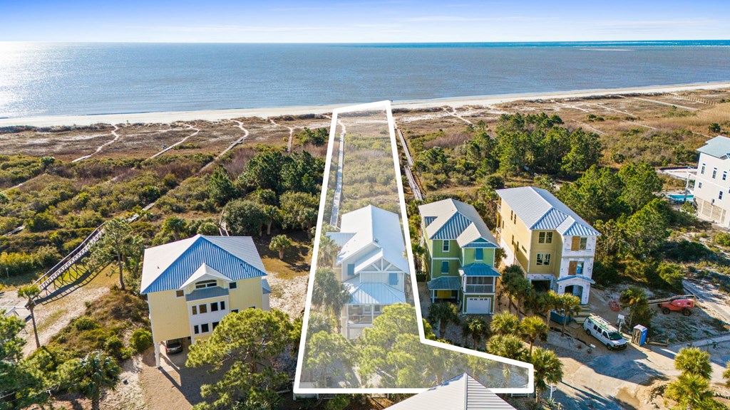 152 Mccosh Mill Rd, Port St. Joe 32456