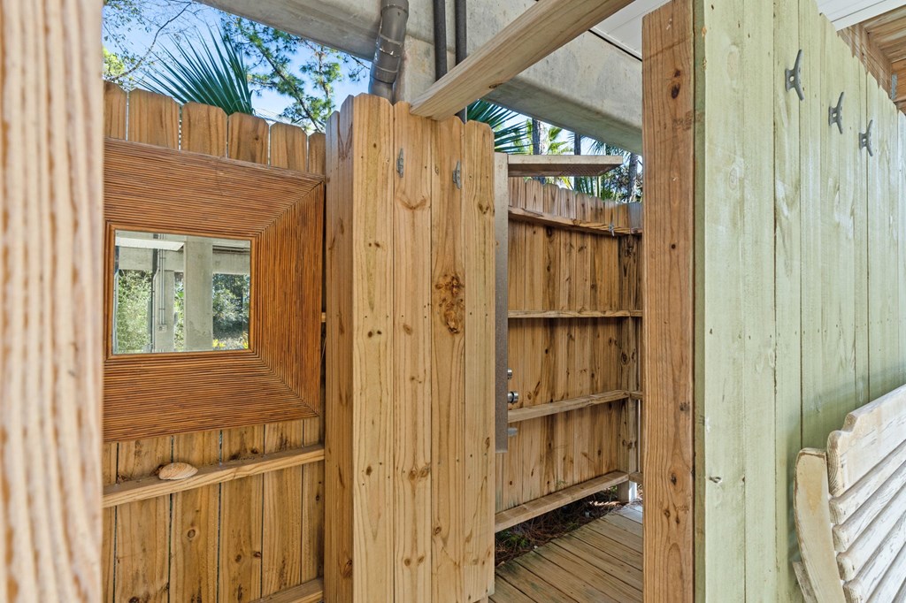 129 Cottage Ln, Port St. Joe 32456