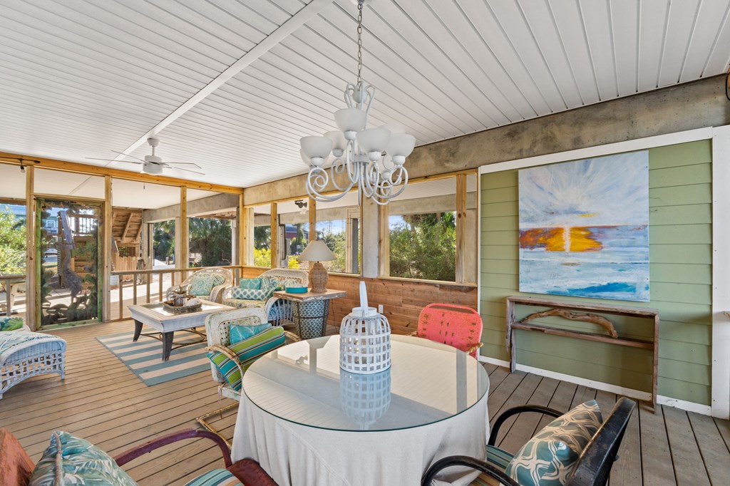 129 Cottage Ln, Port St. Joe 32456