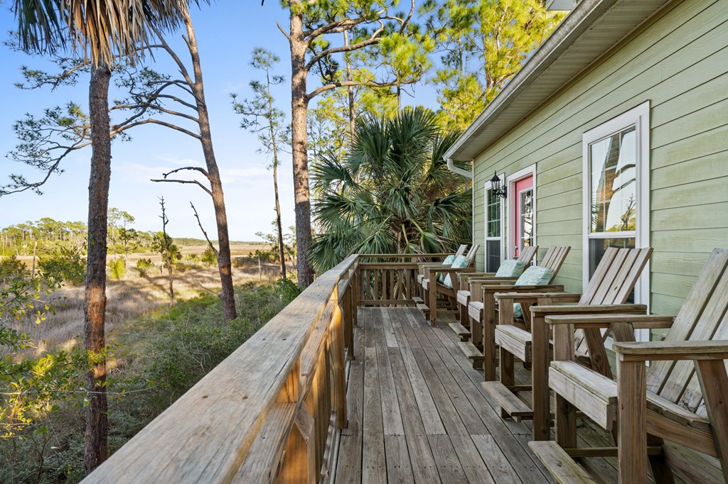 129 Cottage Ln, Port St. Joe 32456