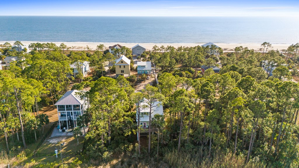 129 Cottage Ln, Port St. Joe 32456
