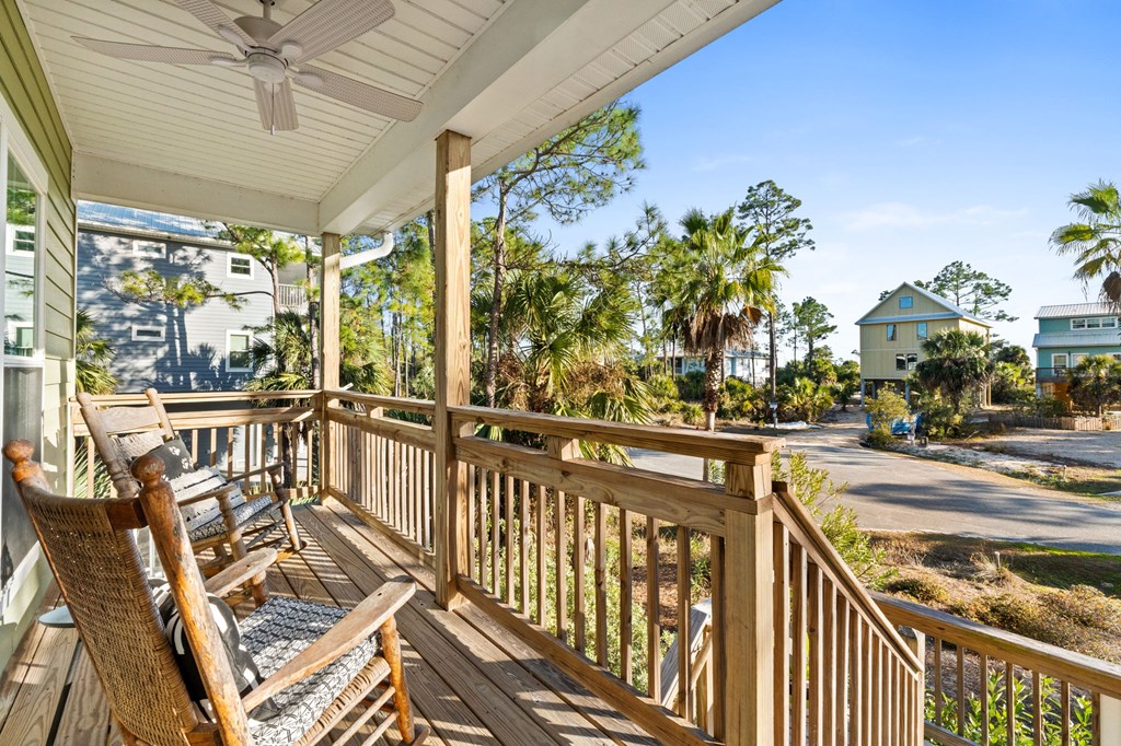 129 Cottage Ln, Port St. Joe 32456