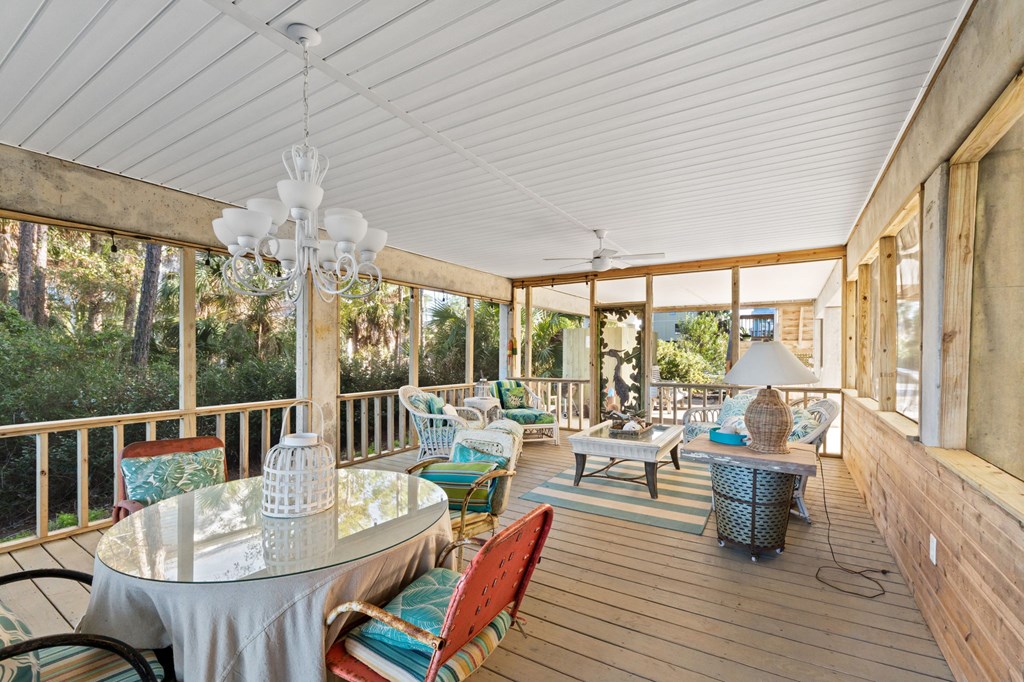 129 Cottage Ln, Port St. Joe 32456