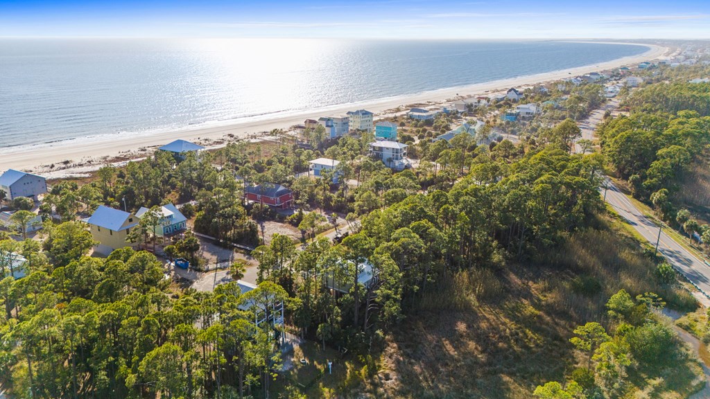 129 Cottage Ln, Port St. Joe 32456