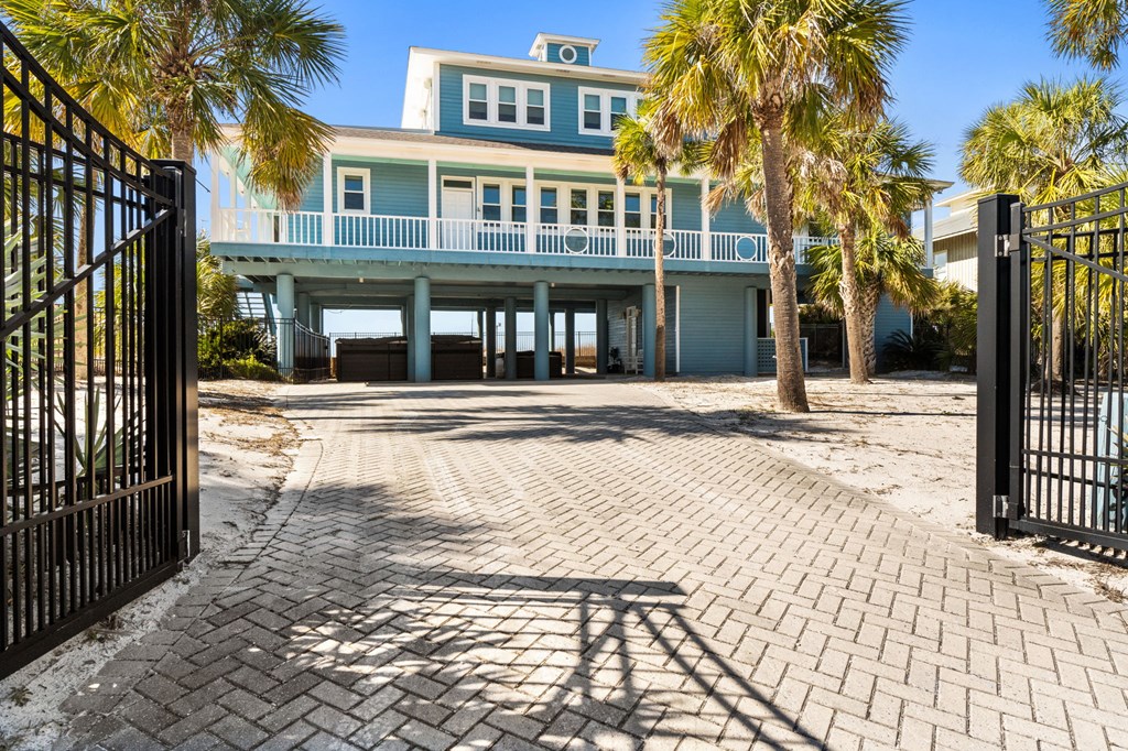 705 Secluded Dunes Dr, Port St. Joe 32456