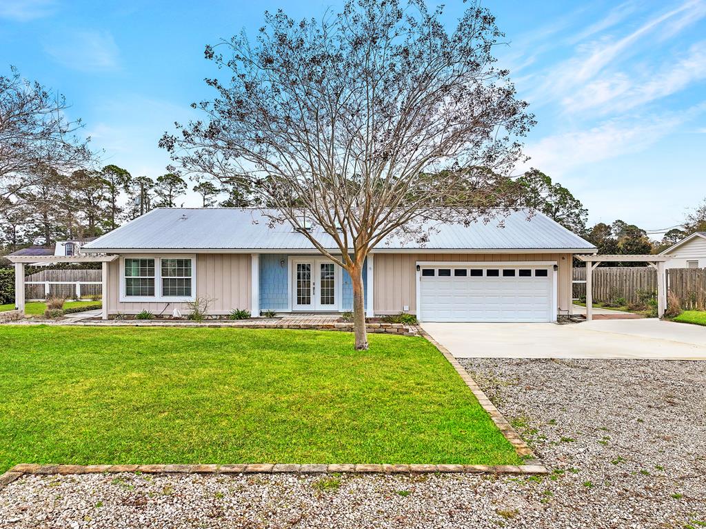 103 Mimosa Ave, Port St. Joe 32456