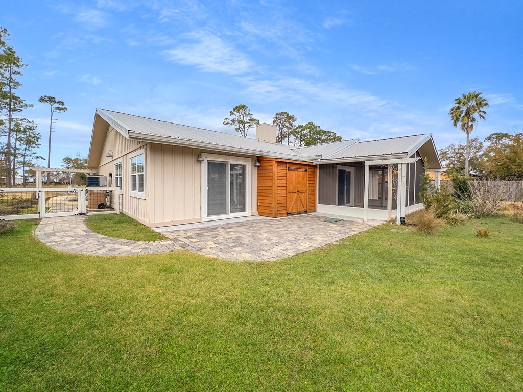 103 Mimosa Ave, Port St. Joe 32456