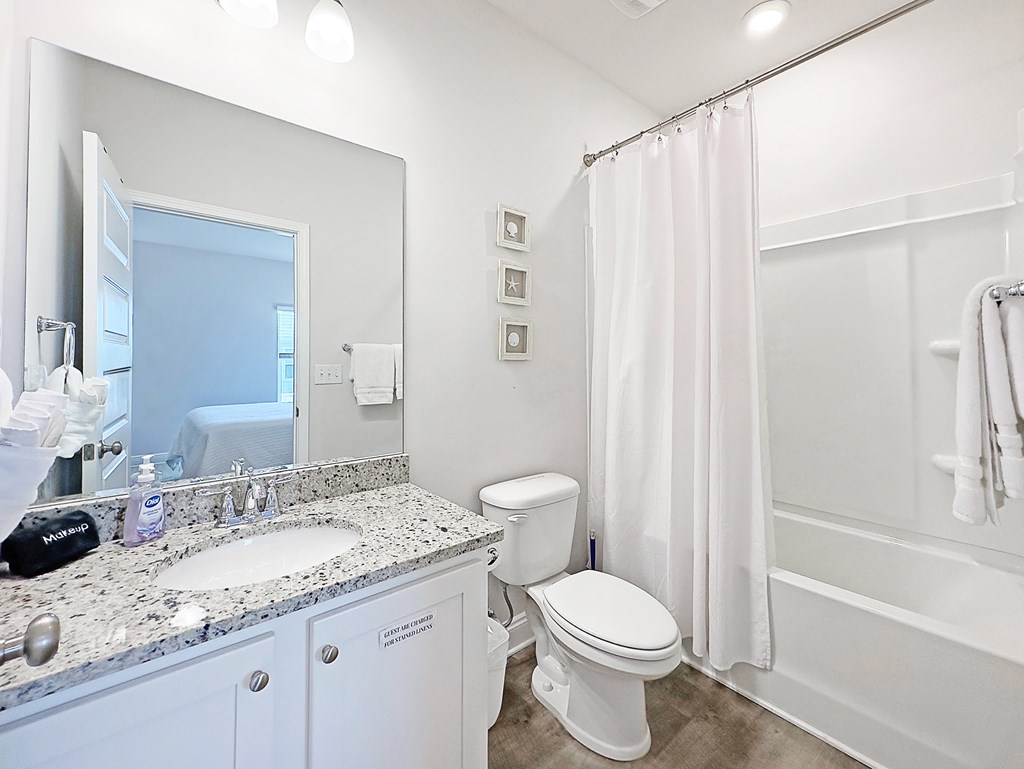 135 Saltspray Ct, Port St. Joe 32456