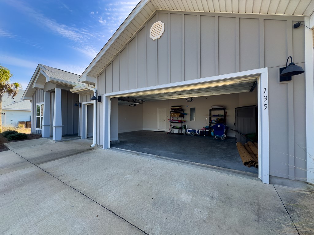 135 Saltspray Ct, Port St. Joe 32456