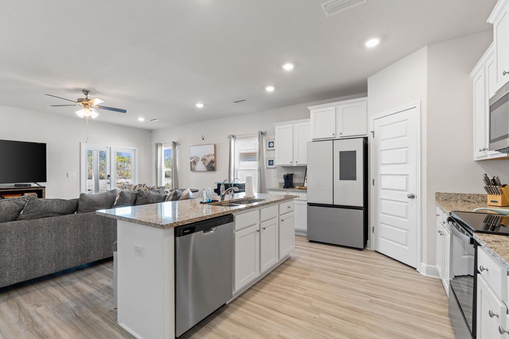 889 Backwater Rd, Port St. Joe 32456