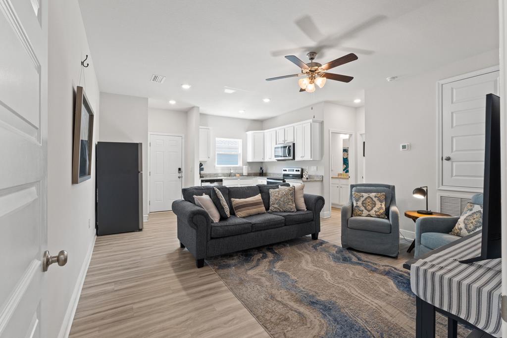 889 Backwater Rd, Port St. Joe 32456