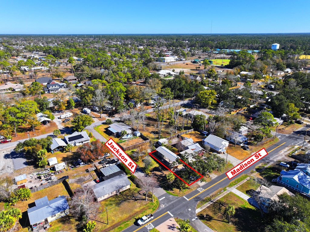 415 Madison St, Port St. Joe 32456