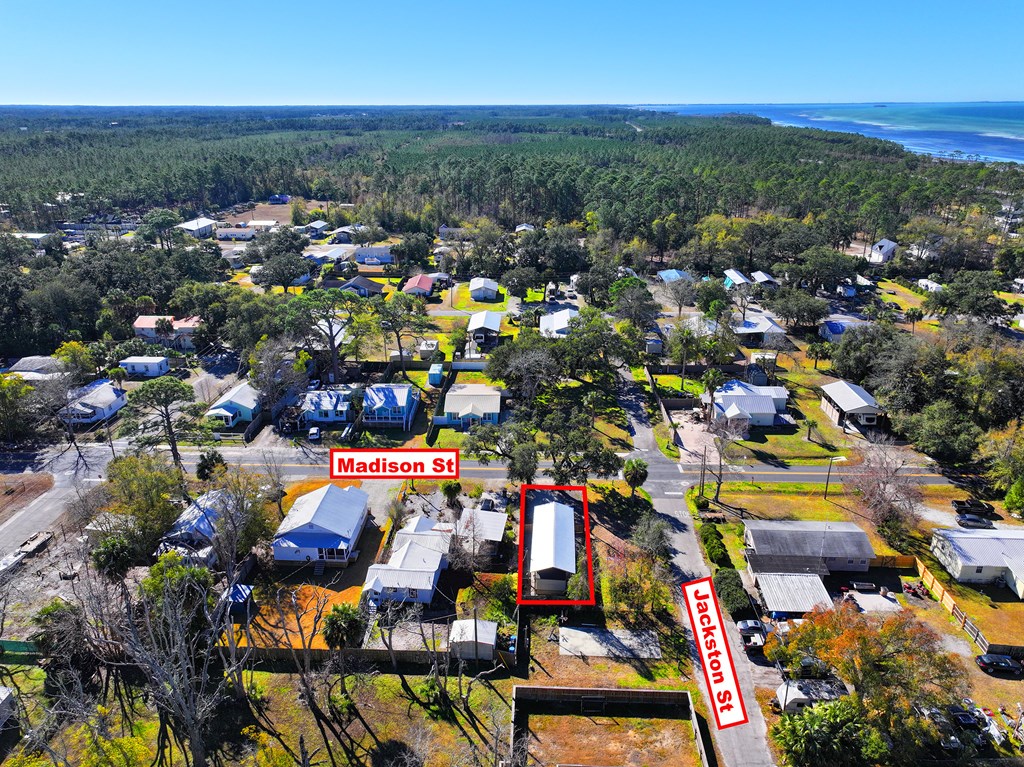 415 Madison St, Port St. Joe 32456