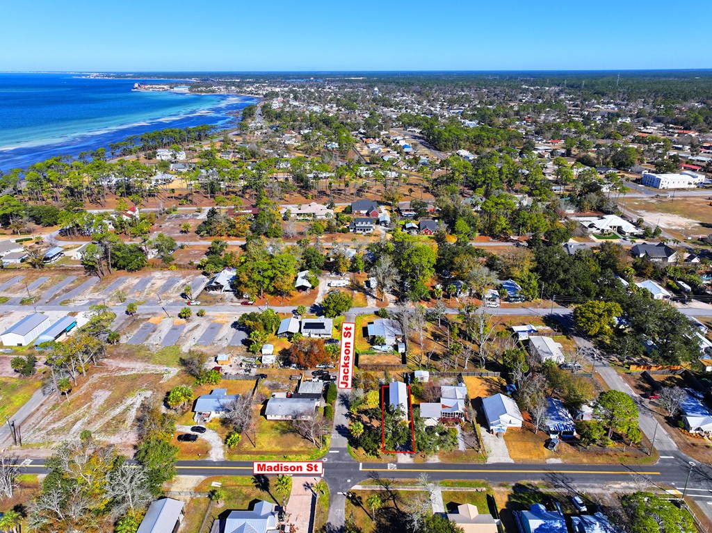 415 Madison St, Port St. Joe 32456