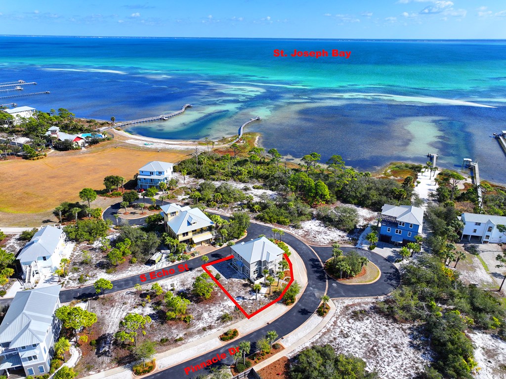 103 S Echo Ln, 32456