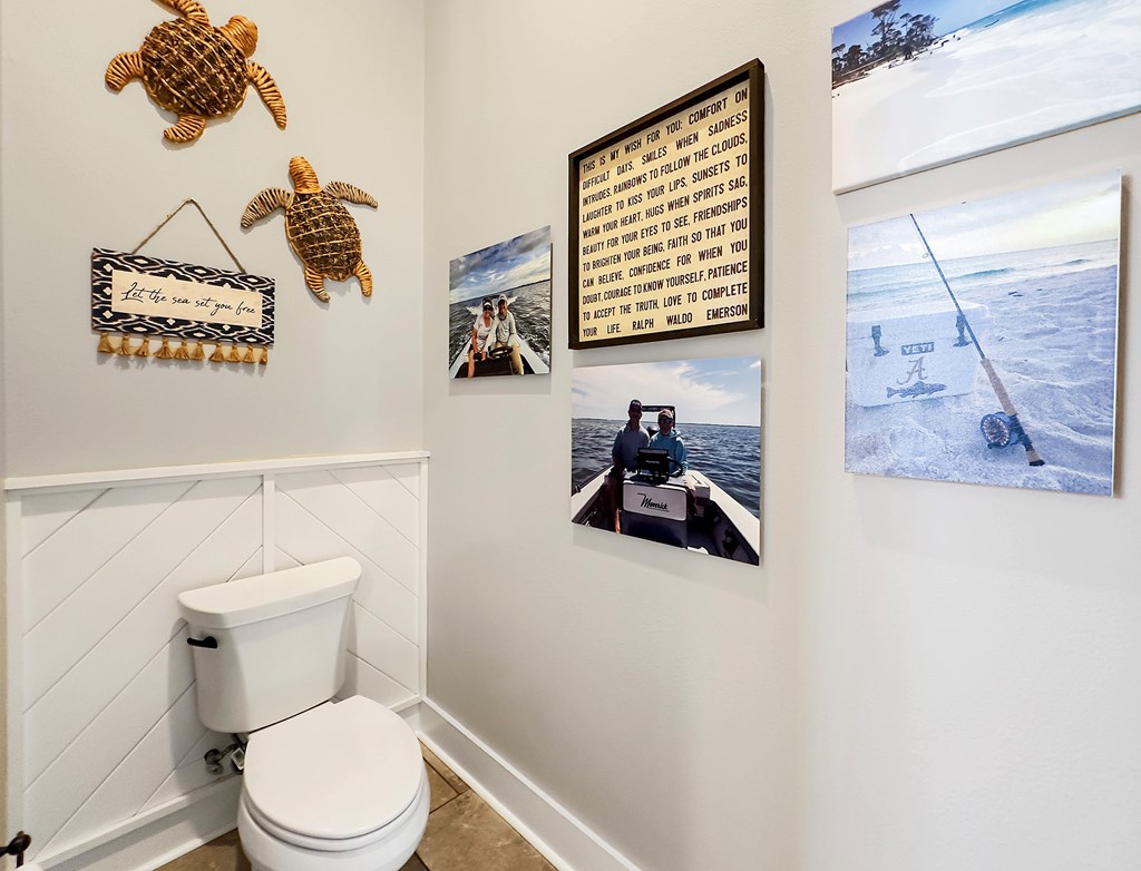 103 S Echo Ln, 32456