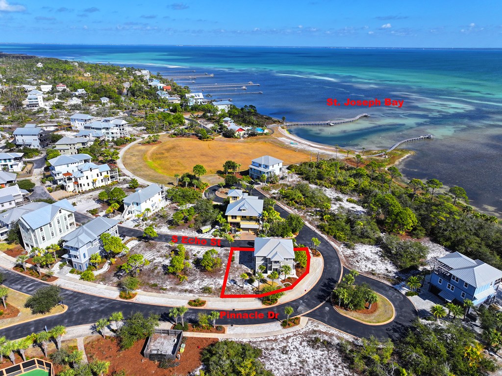 103 S Echo Ln, 32456