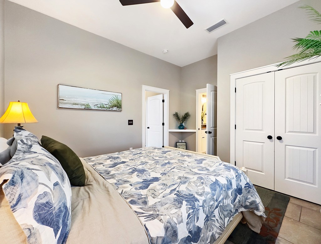 103 S Echo Ln, 32456