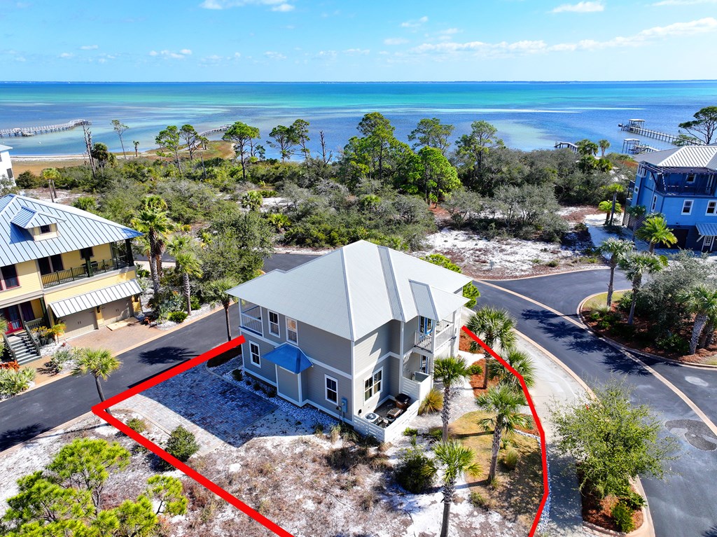 103 S Echo Ln, 32456