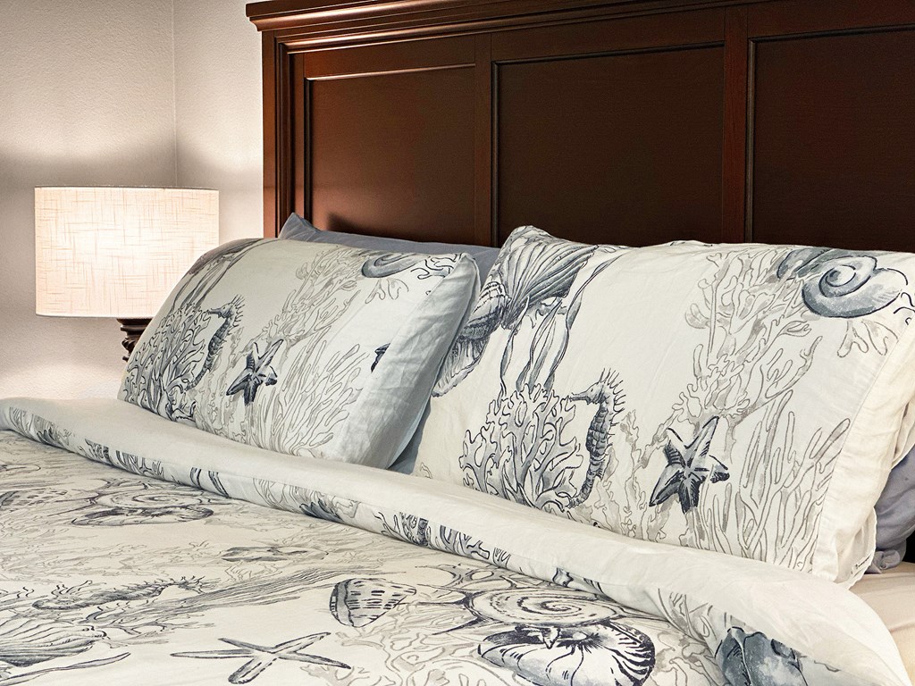 103 S Echo Ln, 32456