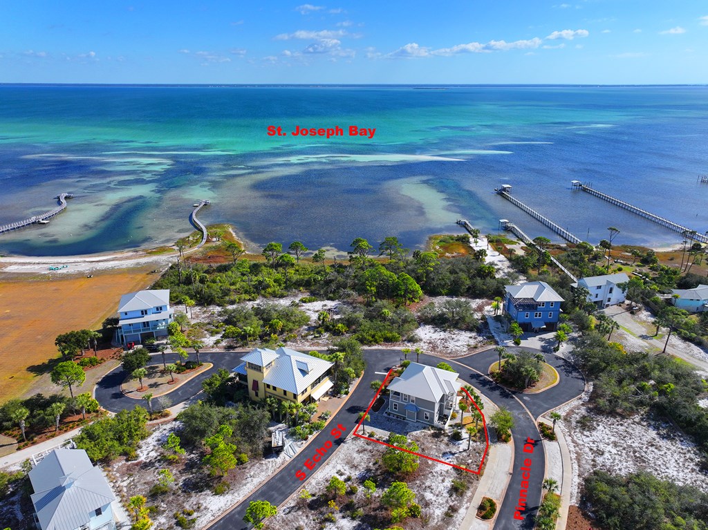 103 S Echo Ln, 32456