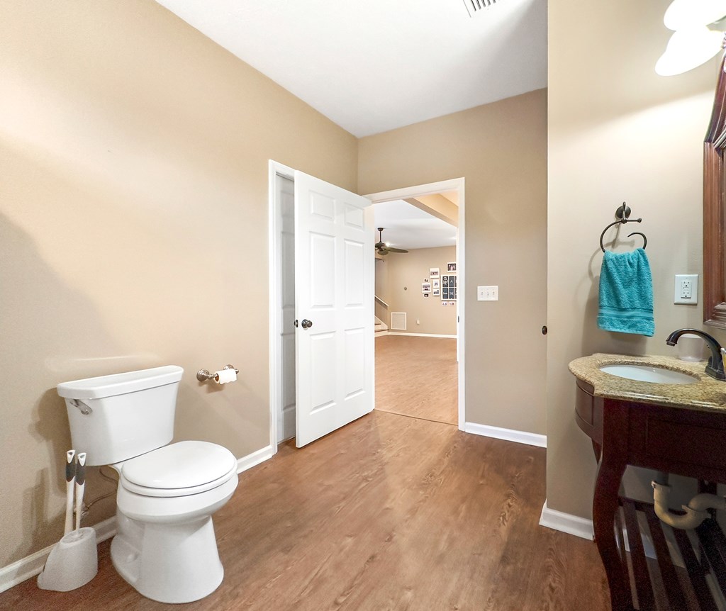 106 Mariner Ln, 32456