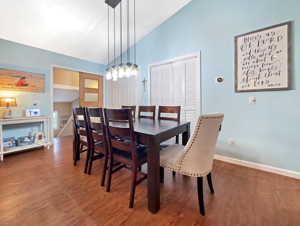 106 Mariner Ln, 32456