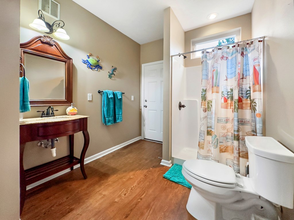 106 Mariner Ln, 32456