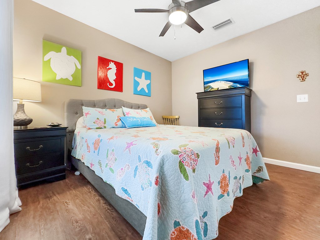 106 Mariner Ln, 32456