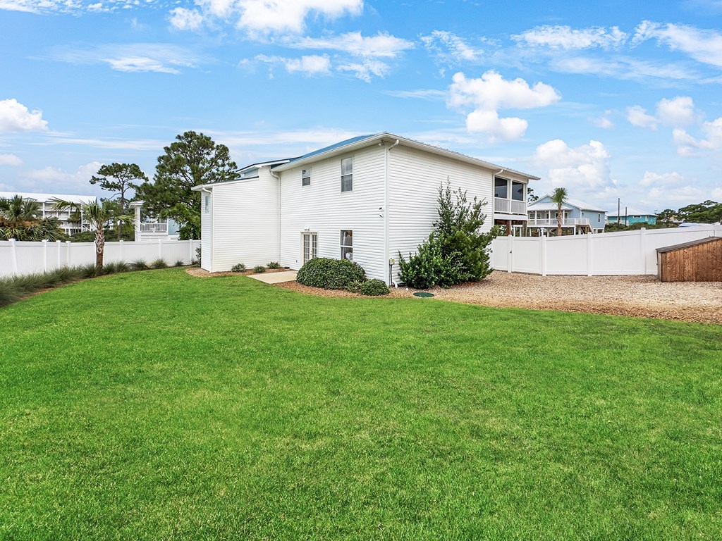 106 Mariner Ln, 32456