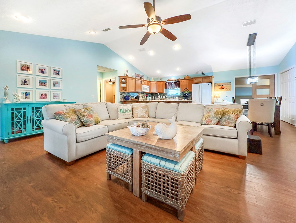 106 Mariner Ln, 32456